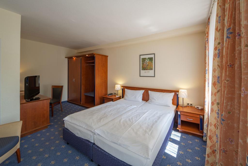 Hotel Am See Зальцгиттер Экстерьер фото